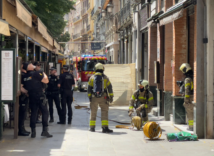 Evacuado un restaurante en Bib-Rambla tras declararse un incendio en su cocina