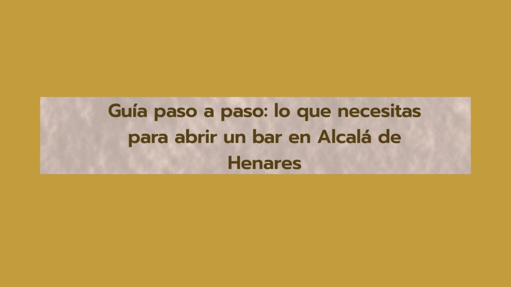 Guía paso a paso: lo que necesitas para abrir un bar en Alcalá de Henares Guía paso a paso: lo que necesitas para abrir un bar en Alcalá de Henares. Claves para poner en marcha un negocio hostelero sin dejar trámites pendientes. Abrir un bar requiere mucho más que disponer de un local, instalar una barra y preparar una carta. Antes de levantar la persiana por primera vez, es necesario comprobar que el establecimiento puede acoger la actividad prevista, conocer las obras necesarias y reunir la documentación exigida para su puesta en funcionamiento. El proceso puede variar de forma considerable según la superficie del establecimiento, el aforo, la presencia de cocina, las instalaciones existentes o las actuaciones que sea necesario ejecutar. Por ello, seguir un orden desde el primer momento ayuda a evitar inversiones que después tengan que modificarse. Primer paso: definir el tipo de bar que se quiere abrir El punto de partida consiste en concretar qué actividad se desarrollará. No presenta las mismas exigencias un pequeño establecimiento dedicado principalmente al servicio de bebidas que un negocio con cocina, elaboración de alimentos, equipos de cocción y una elevada capacidad de público. También conviene determinar desde el principio si habrá música, terraza, servicio de comidas, maquinaria de gran potencia o instalaciones específicas. Cada una de estas decisiones puede repercutir en la distribución, las instalaciones y la documentación necesaria. Por este motivo, definir el proyecto empresarial antes de buscar local permite descartar establecimientos que no se ajusten a las necesidades reales del negocio. Segundo paso: comprobar que el local es viable Antes de firmar un alquiler o entregar una señal, resulta fundamental estudiar las características del inmueble. La existencia anterior de otro negocio hostelero no garantiza que las condiciones actuales sean suficientes para una nueva apertura. Hay que revisar la superficie, distribución, accesos, evacuación, aseos, instalaciones eléctricas, ventilación, climatización, extracción de humos y condiciones acústicas. También debe comprobarse la situación administrativa del establecimiento y si existen antecedentes que puedan afectar a la nueva actividad. Una revisión técnica previa puede detectar limitaciones que, de conocerse después de formalizar el alquiler, podrían traducirse en obras costosas o retrasos. Tercer paso: conocer los requisitos abrir bar Alcalá de Henares Los requisitos abrir bar Alcalá de Henares deben analizarse antes de comenzar cualquier reforma. Entre las cuestiones que pueden condicionar la puesta en funcionamiento figuran la compatibilidad urbanística, las condiciones de accesibilidad, la protección contra incendios, la evacuación, la ventilación, la instalación eléctrica y las características de la cocina. También deben valorarse las condiciones acústicas y las posibles necesidades de extracción de humos. Si el establecimiento pretende disponer de terraza, rótulos exteriores u otros elementos que afecten al espacio público o a la fachada, habrá que estudiar los procedimientos correspondientes. El objetivo es conocer desde el inicio qué debe cumplir el local y qué actuaciones serán necesarias para adaptar el establecimiento a la actividad proyectada. Cuarto paso: revisar la situación administrativa del establecimiento Una vez elegido el inmueble, conviene comprobar qué documentación existe y si coincide con la realidad física del local. Esta revisión adquiere especial relevancia cuando se trata de un establecimiento que anteriormente funcionaba como bar o restaurante. Una distribución modificada, una cocina ampliada o unas instalaciones diferentes de las que figuran en la documentación pueden obligar a realizar nuevas actuaciones. Por tanto, antes de iniciar una reforma es recomendable conocer los antecedentes disponibles y determinar qué procedimiento administrativo corresponde a la nueva actividad. Quinto paso: preparar la documentación técnica Dependiendo de las características del negocio, puede ser necesario contar con documentación técnica elaborada por un profesional competente. En ella se pueden justificar aspectos relacionados con la distribución, superficies, aforo, evacuación, accesibilidad, instalaciones y medidas de protección contra incendios. La documentación debe ajustarse a la situación que finalmente tendrá el establecimiento. Cualquier modificación relevante durante las obras puede requerir una revisión de los documentos técnicos. Planificar este punto antes de ejecutar la reforma permite coordinar mejor las actuaciones y reducir el riesgo de tener que rehacer trabajos. Sexto paso: tramitar las obras necesarias Muchos locales necesitan una adaptación antes de comenzar la actividad. Los trabajos pueden afectar a la distribución, los aseos, la accesibilidad, las instalaciones eléctricas, la ventilación, la climatización o la cocina. Las actuaciones urbanísticas deben tramitarse mediante el procedimiento que corresponda según el alcance de las obras. Además, resulta aconsejable que el diseño de la reforma se realice teniendo en cuenta desde el principio las condiciones que deberá cumplir la actividad. Así se evita ejecutar una obra que posteriormente no permita justificar correctamente el funcionamiento del negocio. Séptimo paso: resolver la cocina y la extracción La instalación de una cocina profesional requiere una planificación específica. Antes de adquirir hornos, planchas, freidoras u otros equipos, conviene comprobar cómo se resolverán la ventilación y la evacuación de humos. El recorrido de los conductos, las características del inmueble y la configuración del edificio pueden condicionar la solución disponible. Por ello, la extracción debe estudiarse antes de comprar la maquinaria. Además, la potencia eléctrica, la ventilación y los sistemas de protección deben calcularse teniendo en cuenta el equipamiento que realmente se instalará. Octavo paso: estudiar la protección contra incendios La protección contra incendios constituye una parte esencial de la preparación del establecimiento. Los medios necesarios dependerán de las características del local, su superficie, distribución, aforo y riesgos existentes. El establecimiento puede requerir extintores, señalización, alumbrado de emergencia y otras medidas relacionadas con la evacuación y la protección de las instalaciones. Los equipos deben colocarse correctamente y mantenerse conforme a las obligaciones reglamentarias. Además, la protección debe plantearse conjuntamente con la distribución definitiva del local. La cocina requiere medidas específicas Cuando existe una cocina profesional, el riesgo asociado a los equipos de cocción requiere una atención especial. Las zonas de planchas, freidoras y otros aparatos deben analizarse para determinar las medidas de protección adecuadas. Los sistemas automáticos extinción incendios en cocinas industriales permiten abordar determinados riesgos mediante soluciones diseñadas específicamente para las zonas de cocción. Su configuración debe adaptarse a los equipos existentes y a la instalación de extracción. La modificación posterior de una línea de cocina puede afectar a la protección inicialmente diseñada. Por eso, cualquier cambio en la maquinaria debe estudiarse antes de realizarlo. Noveno paso: planificar la extinción en cocinas La extinción en cocinas requiere prestar atención a los riesgos derivados de aceites, grasas, altas temperaturas y equipos de cocción. La solución debe determinarse atendiendo a las características concretas de la instalación y a los requisitos técnicos aplicables. Además de los sistemas específicos que puedan resultar necesarios, el establecimiento debe contar con los medios generales de protección contra incendios que correspondan. La ubicación de los equipos, la facilidad de acceso y su mantenimiento son aspectos que deben quedar resueltos antes de la apertura. Décimo paso: comprobar la accesibilidad La accesibilidad es otro de los puntos que debe analizarse antes de comprometerse con un local. Las puertas, desniveles, recorridos interiores y aseos pueden condicionar la reforma. En establecimientos antiguos puede ser necesario realizar adaptaciones que afecten a la distribución disponible. Por ello, una revisión inicial permite conocer las posibilidades reales del inmueble. No basta con comprobar que el local dispone de una entrada desde la calle: es necesario valorar el conjunto de recorridos y espacios que utilizarán clientes y trabajadores. Undécimo paso: adaptar los aseos Los aseos deben integrarse correctamente en la planificación del establecimiento. Su número, distribución y características estarán condicionados por la actividad y por las exigencias aplicables. Durante la reforma también deben analizarse los espacios de circulación y las condiciones de accesibilidad que correspondan. Planificar los aseos desde el inicio evita tener que reducir posteriormente superficies destinadas a cocina, almacén, barra o zona de clientes. Duodécimo paso: estudiar el ruido y el aislamiento acústico La actividad hostelera puede generar ruido procedente de clientes, música, maquinaria, sistemas de climatización o instalaciones de extracción. Por ello, antes de abrir conviene valorar las condiciones acústicas del establecimiento y las medidas necesarias para cumplir los límites establecidos. Las soluciones pueden incluir aislamiento de determinados elementos constructivos, tratamientos específicos y sistemas destinados a reducir vibraciones. También deben revisarse los equipos instalados en fachadas, cubiertas o zonas próximas a viviendas. Decimotercer paso: dimensionar correctamente la instalación eléctrica Un bar con cocina puede concentrar numerosos equipos eléctricos. Hornos, cámaras frigoríficas, lavavajillas, cafeteras, congeladores, climatización y otros aparatos pueden funcionar de manera simultánea. La instalación debe dimensionarse de acuerdo con las necesidades reales del negocio. Además, conviene prever posibles ampliaciones para evitar que la incorporación futura de maquinaria obligue a realizar una reforma eléctrica importante. Decimocuarto paso: comprobar la ventilación y climatización La ventilación debe adaptarse a las características del establecimiento, su ocupación y la actividad desarrollada. En una cocina profesional, además, hay que diferenciar la ventilación general de la extracción asociada a los procesos de cocción. Un diseño adecuado ayuda a controlar el calor, los olores, la humedad y las condiciones ambientales del local. La climatización también debe dimensionarse de acuerdo con la superficie, ocupación y características del establecimiento. Decimoquinto paso: preparar las condiciones sanitarias Cuando el bar incluye manipulación y elaboración de alimentos, deben cumplirse las obligaciones higiénico-sanitarias correspondientes. La cocina debe facilitar las operaciones de limpieza y permitir una organización adecuada de los alimentos. También deben contemplarse cuestiones como la conservación, las temperaturas, el almacenamiento, la gestión de residuos y la prevención de contaminaciones. El diseño debe responder al funcionamiento cotidiano del establecimiento y no únicamente a criterios estéticos. Decimosexto paso: consultar los trámites municipales La documentación y los procedimientos administrativos deben prepararse de acuerdo con las características concretas de la actividad. En esta fase resulta especialmente relevante conocer las indicaciones del ayuntamiento de Alcalá de Henares, además de comprobar qué documentación debe presentarse y qué actuaciones requieren una tramitación específica. La presentación de una declaración responsable, cuando corresponda, no elimina la obligación de cumplir las condiciones técnicas exigibles. El titular debe disponer de la documentación necesaria y mantener el establecimiento conforme a lo declarado. Decimoséptimo paso: valorar la instalación de una terraza Una terraza puede convertirse en un elemento relevante para la actividad económica de un bar, pero disponer de espacio exterior no implica que pueda ocuparse automáticamente. La instalación de mesas y sillas en la vía pública está sujeta a las condiciones municipales aplicables y a la autorización que corresponda. Por ello, si la terraza forma parte esencial del modelo de negocio, su viabilidad debe comprobarse antes de cerrar el alquiler del establecimiento. Decimoctavo paso: revisar rótulos y elementos de fachada Los rótulos, toldos y otros elementos exteriores también pueden estar sometidos a condiciones específicas. La ubicación del local debe tenerse en cuenta, especialmente cuando se encuentra en entornos con características patrimoniales singulares. En esos casos, las posibilidades de intervenir sobre fachadas pueden estar condicionadas. La revisión previa permite diseñar la imagen exterior del negocio sin plantear soluciones que posteriormente deban modificarse. Decimonoveno paso: valorar un posible cambio de titularidad Si se adquiere un bar que ya estaba en funcionamiento, puede existir la posibilidad de realizar un cambio de titularidad, siempre que se cumplan las condiciones necesarias. Antes de recurrir a esta vía hay que comprobar la documentación existente y verificar que la actividad actual coincide con la situación administrativa. Las reformas realizadas por anteriores titulares, especialmente en cocinas, distribución o instalaciones, deben revisarse para evitar asumir problemas que no estaban previstos al adquirir el negocio. Vigésimo paso: calcular el presupuesto completo El coste de apertura no debe calcularse únicamente a partir del alquiler y del mobiliario. El presupuesto debe incluir las diferentes actuaciones necesarias para poner el establecimiento en funcionamiento. Entre las principales partidas pueden encontrarse: Documentación técnica. Tasas y trámites. Obras de adaptación. Instalación eléctrica. Cocina y maquinaria. Extracción de humos. Ventilación y climatización. Protección contra incendios. Acondicionamiento acústico. Adaptaciones de accesibilidad. Mobiliario. Equipamiento. Rótulos y elementos exteriores. Posibles actuaciones relacionadas con la terraza. Comparar locales únicamente por su precio de alquiler puede llevar a elegir un inmueble que después necesite una inversión muy superior a la inicialmente prevista. ¿Cuánto tiempo hace falta para abrir el establecimiento? El plazo depende principalmente del estado inicial del local y de la complejidad de las actuaciones. Un establecimiento prácticamente acondicionado puede requerir menos tiempo que otro que necesite una reforma integral. La coordinación entre proyecto, obras, instalaciones y documentación administrativa es fundamental para evitar interrupciones. También conviene reservar margen para posibles requerimientos o modificaciones que puedan surgir durante la preparación del establecimiento. Errores que pueden retrasar la apertura Uno de los principales errores consiste en comenzar las obras sin haber definido previamente las necesidades técnicas del negocio. También puede generar problemas comprar maquinaria sin comprobar antes la potencia disponible o la viabilidad de la extracción. Otros fallos habituales son confiar únicamente en que el local ya funcionaba como bar, modificar la distribución respecto a la documentación técnica, dejar la protección contra incendios para el final o dar por segura una terraza antes de comprobar sus condiciones administrativas. La planificación previa permite detectar estas situaciones cuando todavía existe margen para corregirlas. Checklist final antes de levantar la persiana Antes de iniciar la actividad conviene comprobar que todos los puntos esenciales están resueltos: Actividad definida y compatible con el establecimiento. Viabilidad técnica del local comprobada. Situación administrativa revisada. Obras tramitadas cuando corresponda. Documentación técnica preparada. Instalación eléctrica adecuada. Ventilación y climatización resueltas. Extracción de humos correctamente planteada. Cocina equipada conforme al proyecto. Medidas contra incendios instaladas. Accesibilidad revisada. Aseos adaptados a las condiciones exigibles. Condiciones acústicas comprobadas. Requisitos sanitarios preparados. Terraza tramitada, si procede. Rótulos y elementos exteriores revisados. Documentación administrativa presentada según el procedimiento correspondiente. Certificados y documentos de mantenimiento disponibles. La clave está en elegir bien antes de empezar La apertura de un bar en Alcalá de Henares exige tomar decisiones de forma ordenada. El mayor riesgo aparece cuando se alquila un local sin conocer sus limitaciones y después se intenta adaptar el proyecto sobre la marcha. Una comprobación técnica inicial permite saber qué reformas serán necesarias, qué instalaciones pueden ejecutarse y qué características debe reunir el establecimiento para desarrollar la actividad prevista. Seguir una hoja de ruta desde la elección del local hasta la puesta en funcionamiento facilita la coordinación de todos los trabajos y permite afrontar la apertura con una previsión mucho más precisa de los costes y los plazos.